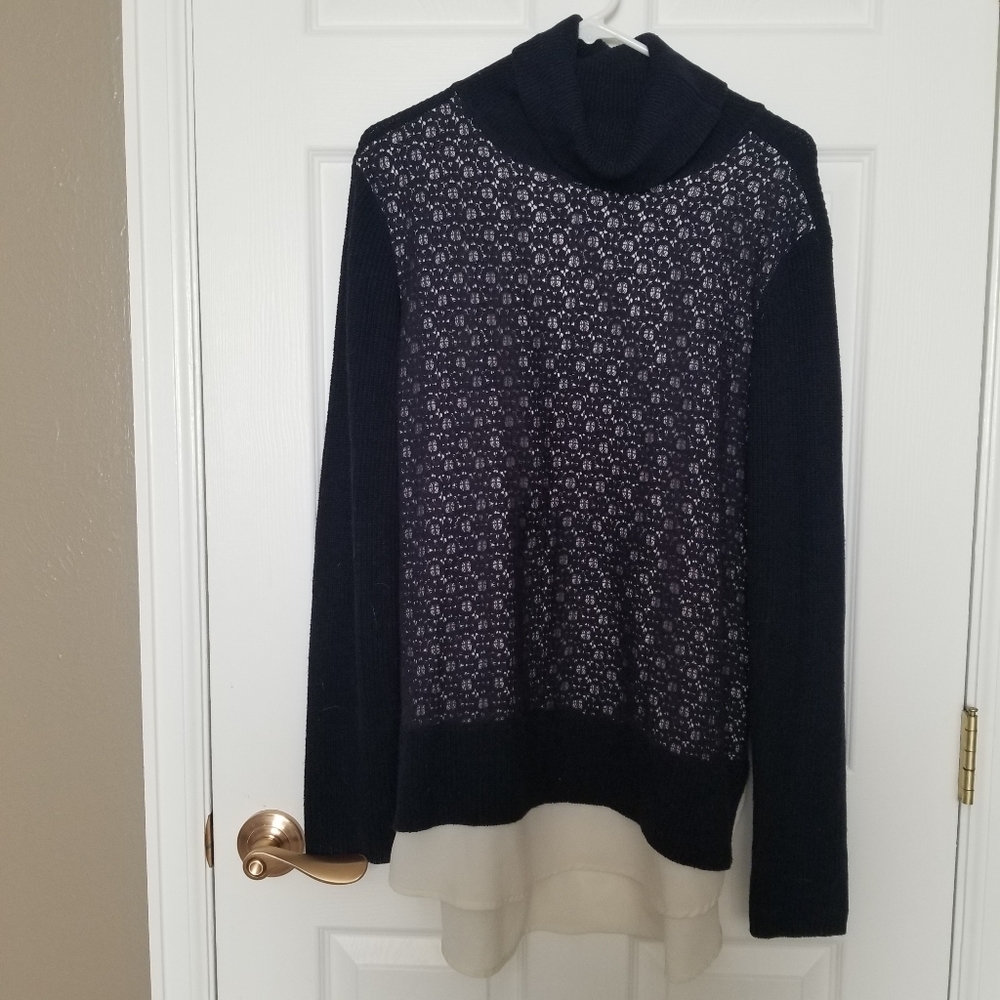 Vera Wang extra large navy blue turtleneck sweater